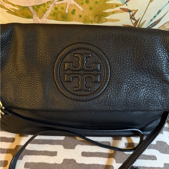 Tory Burch Black Pebbled Leather Crossbody Bag with Gold Hardware - Picture 6 of 16